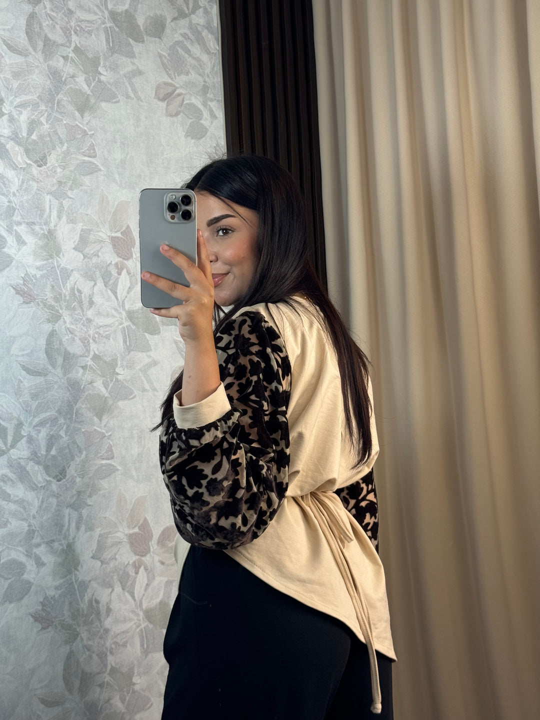 Midnight Fleur Top | Haut Femme Chic Manches Florales