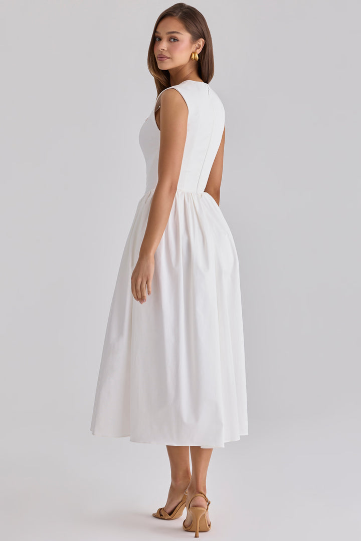 Robe Bianca Élégance